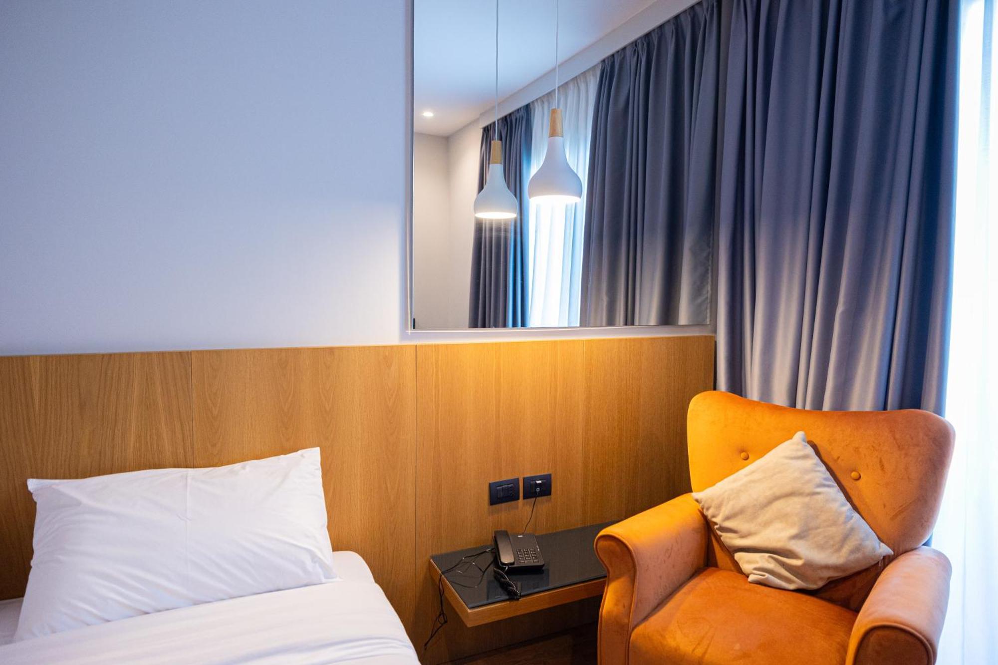 Duka Hotel Vlora Kültér fotó