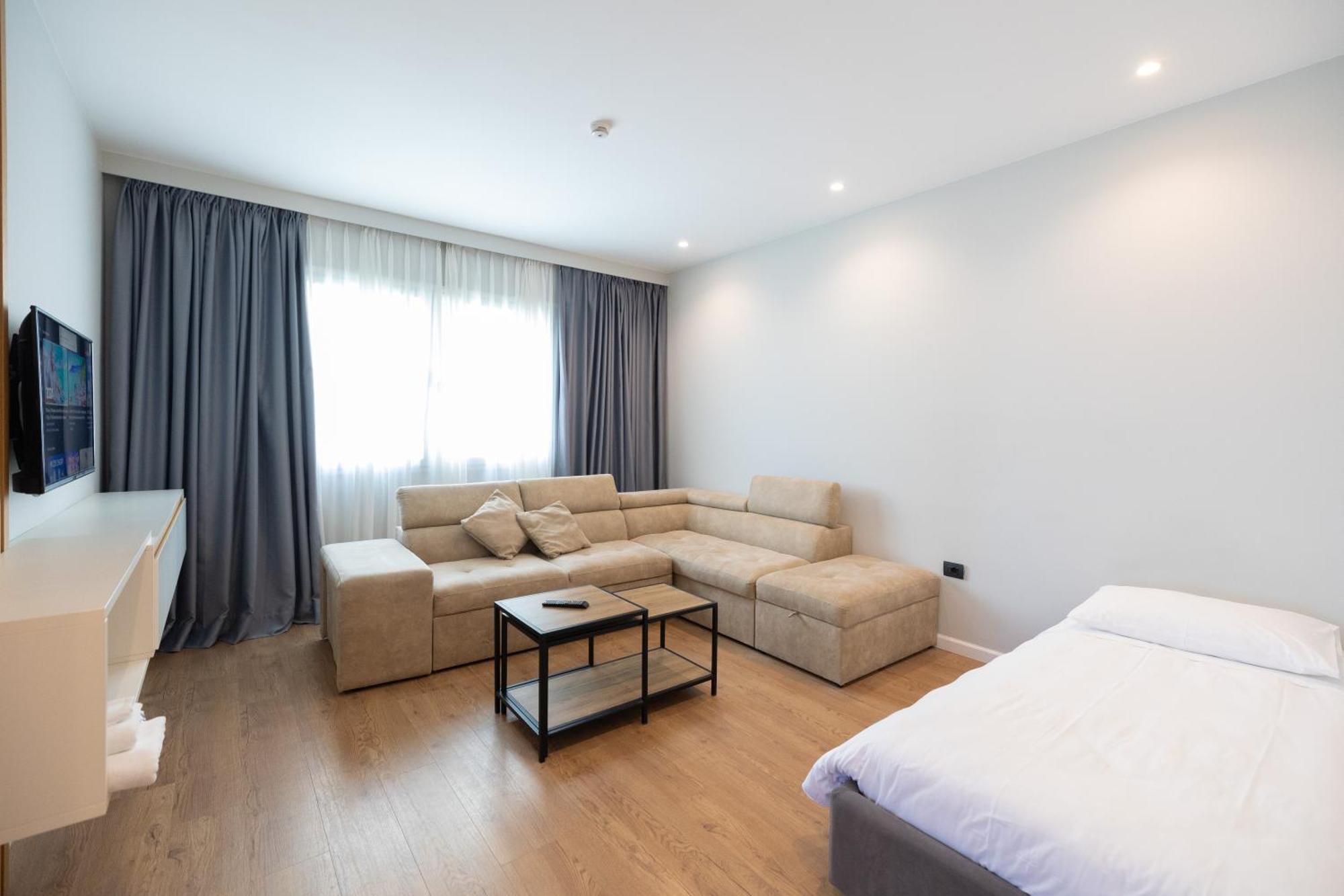 Duka Hotel Vlora Kültér fotó