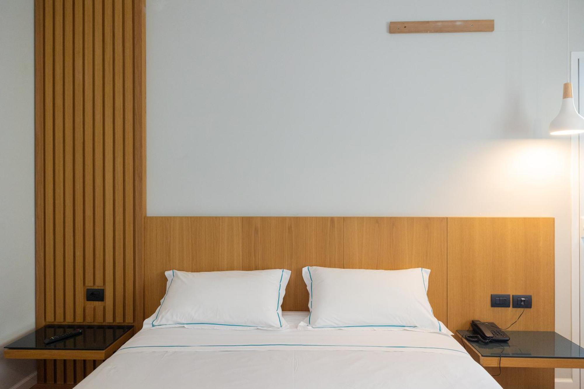 Duka Hotel Vlora Kültér fotó