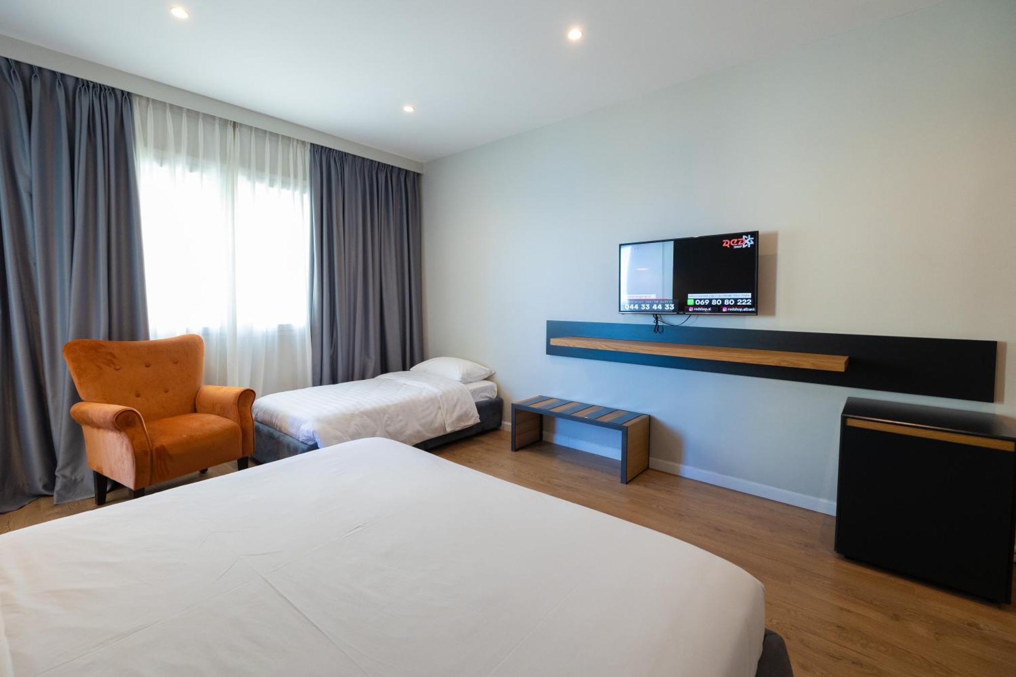 Duka Hotel Vlora Kültér fotó