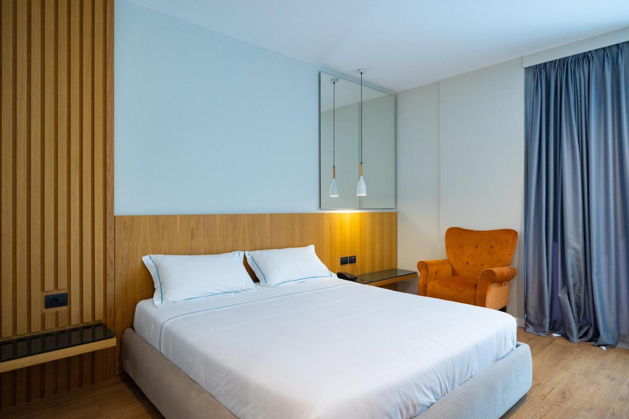 Duka Hotel Vlora Kültér fotó