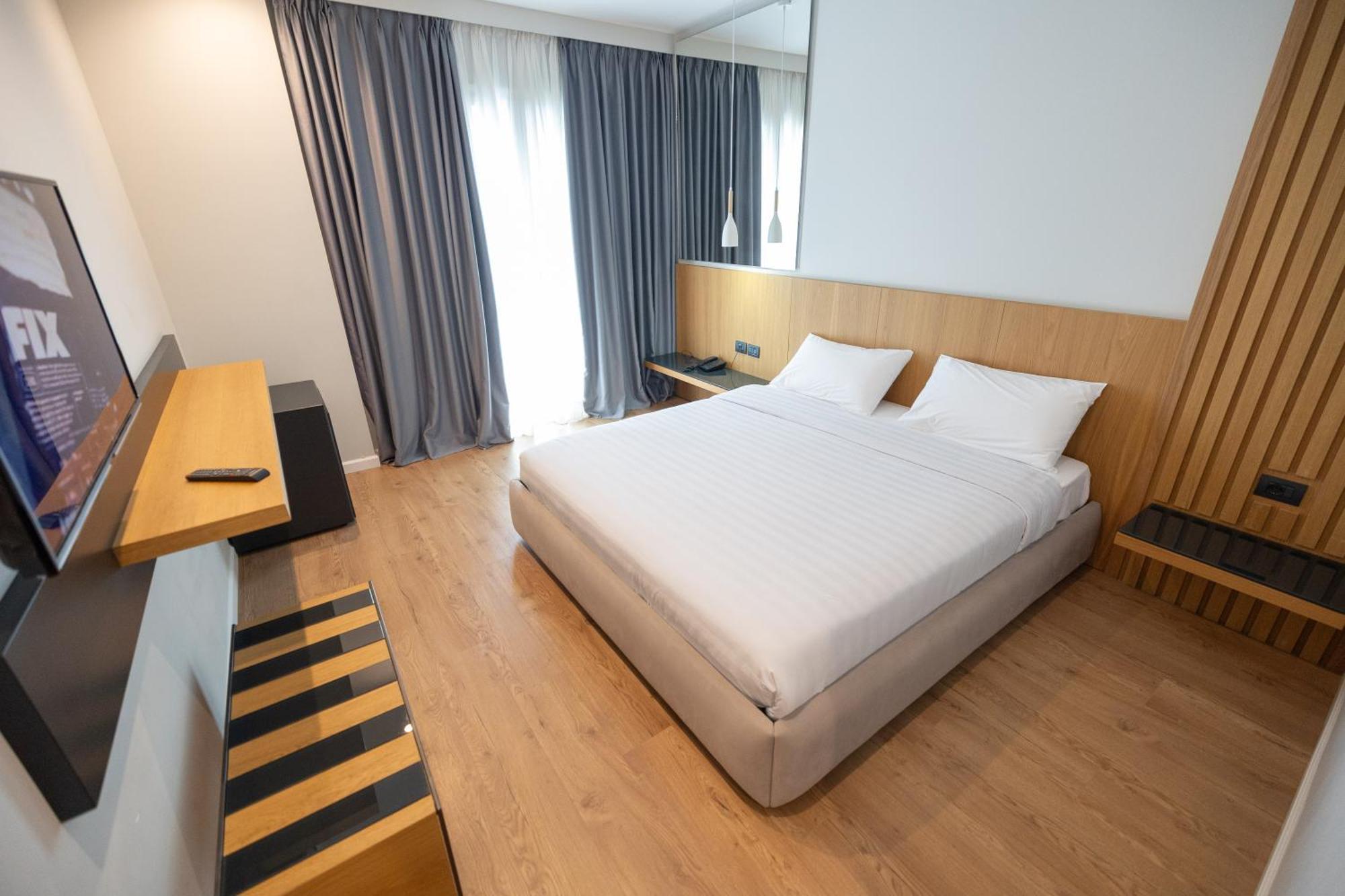 Duka Hotel Vlora Kültér fotó
